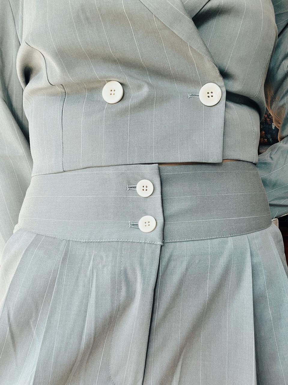 Pin stripe set