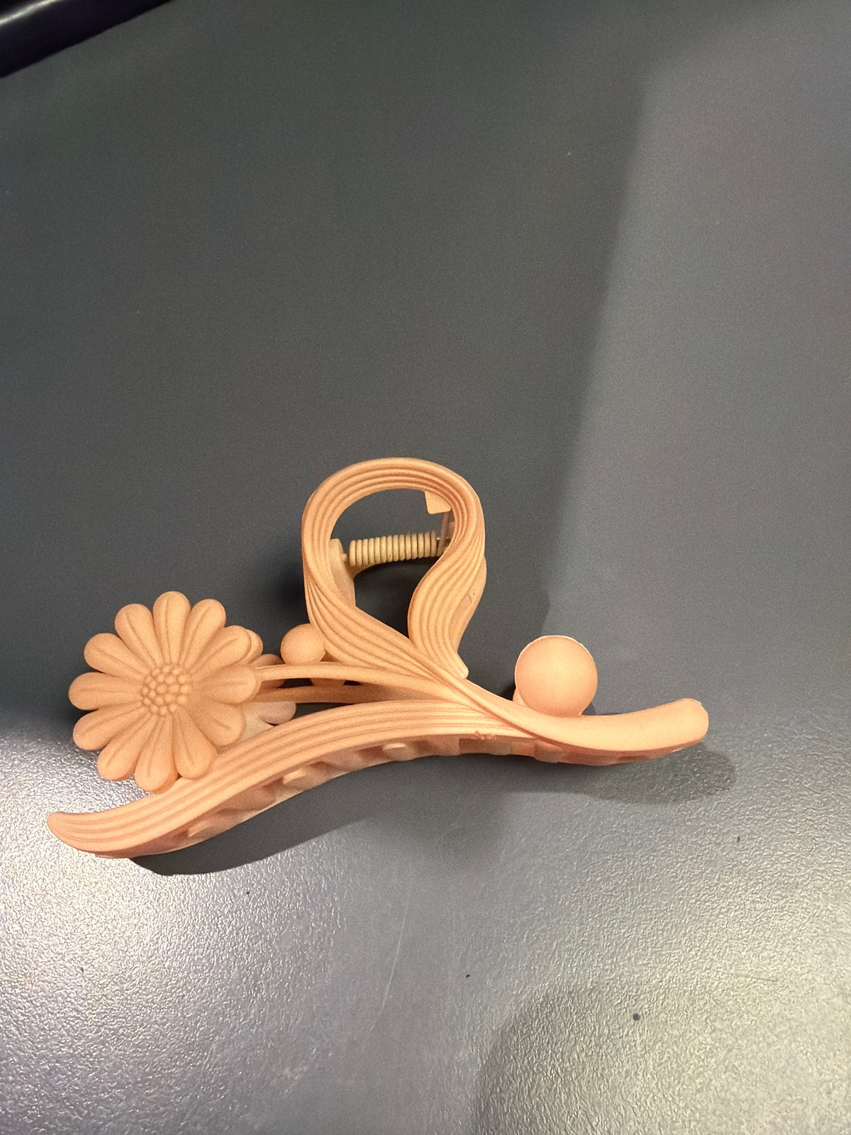Flora Clip