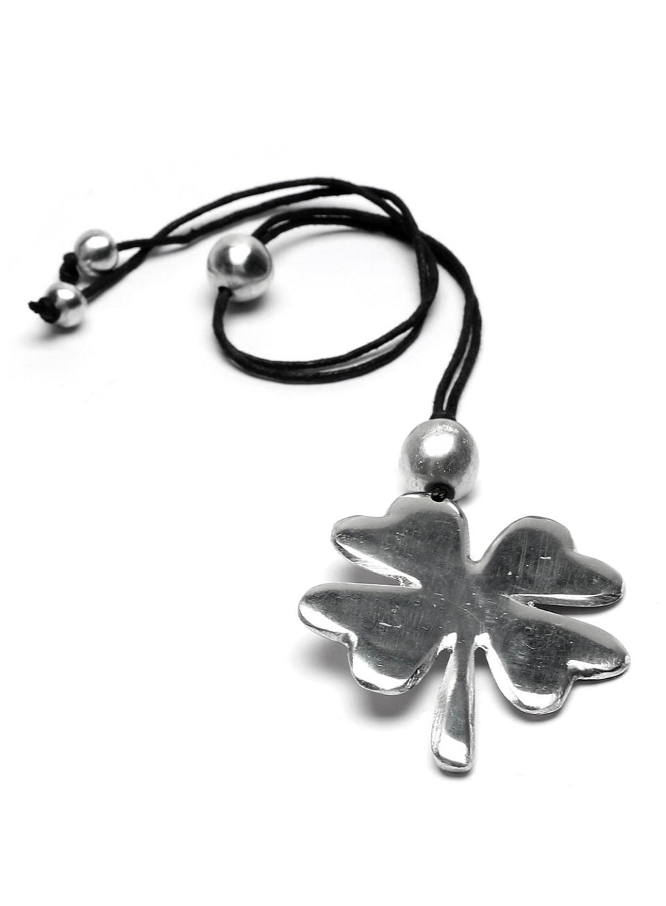 Clover pendant