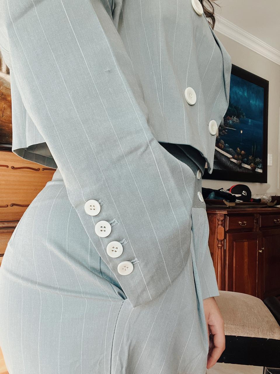 Pin stripe set