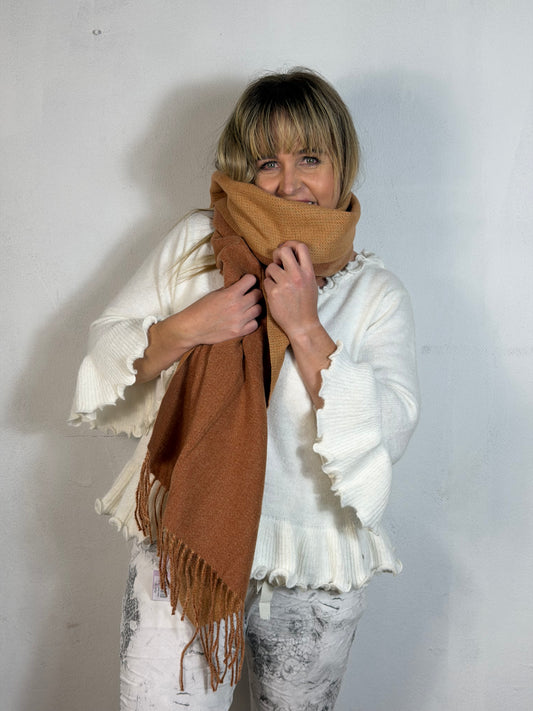 Dora Scarf Camel