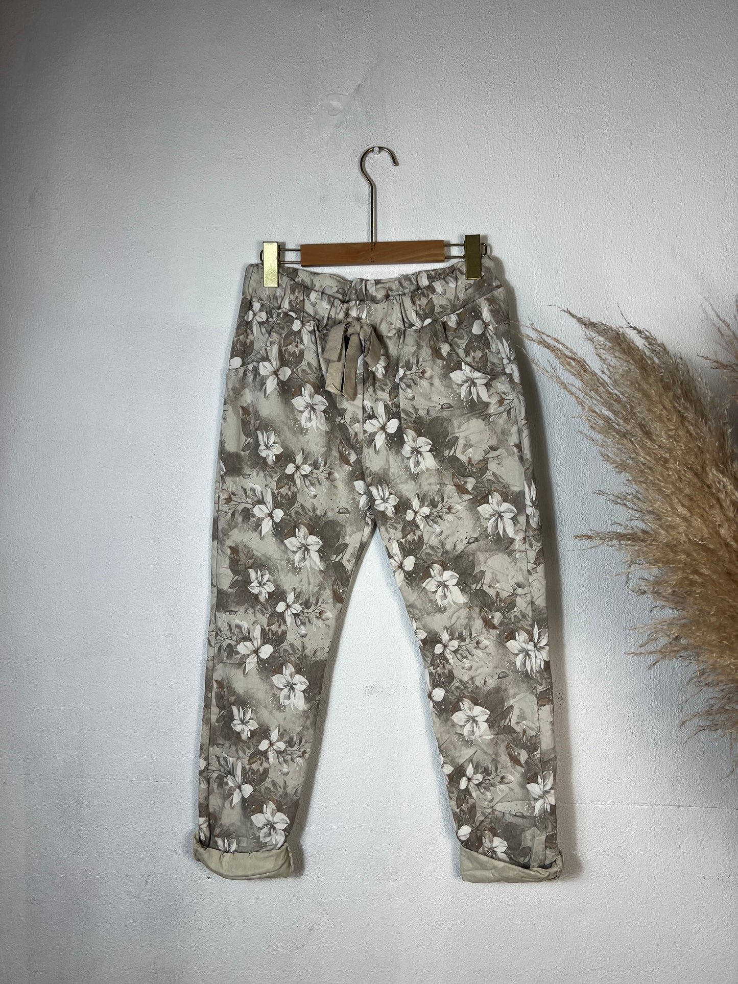 Jasmine Magic Pants Beige