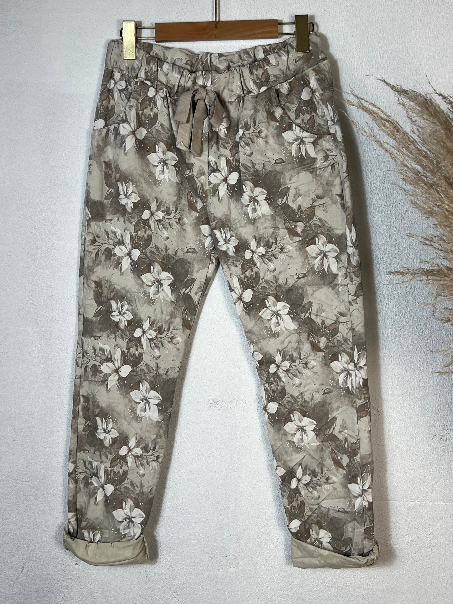 Jasmine Magic Pants Beige