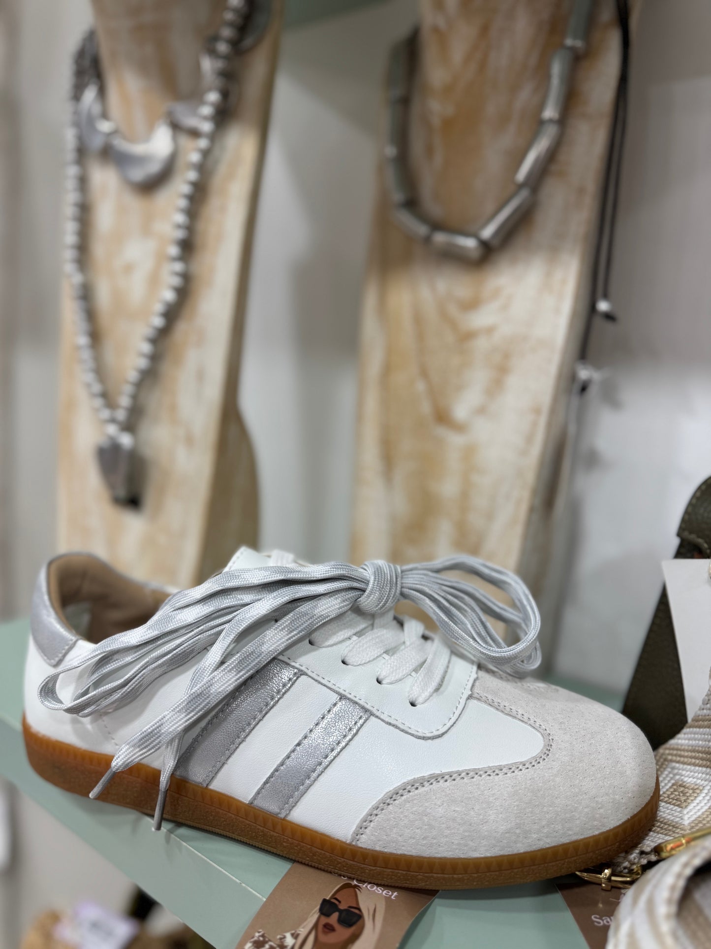 Shiloh white beige and grey Julz shoe