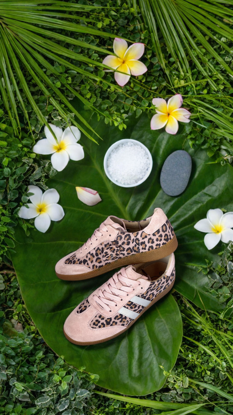 Shiloh pink leopard