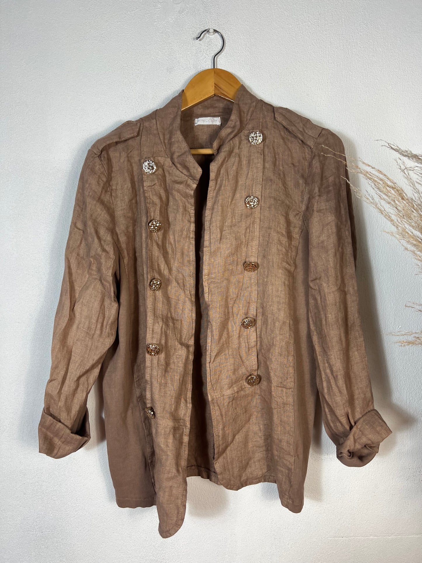 Vega Linen Over Brown