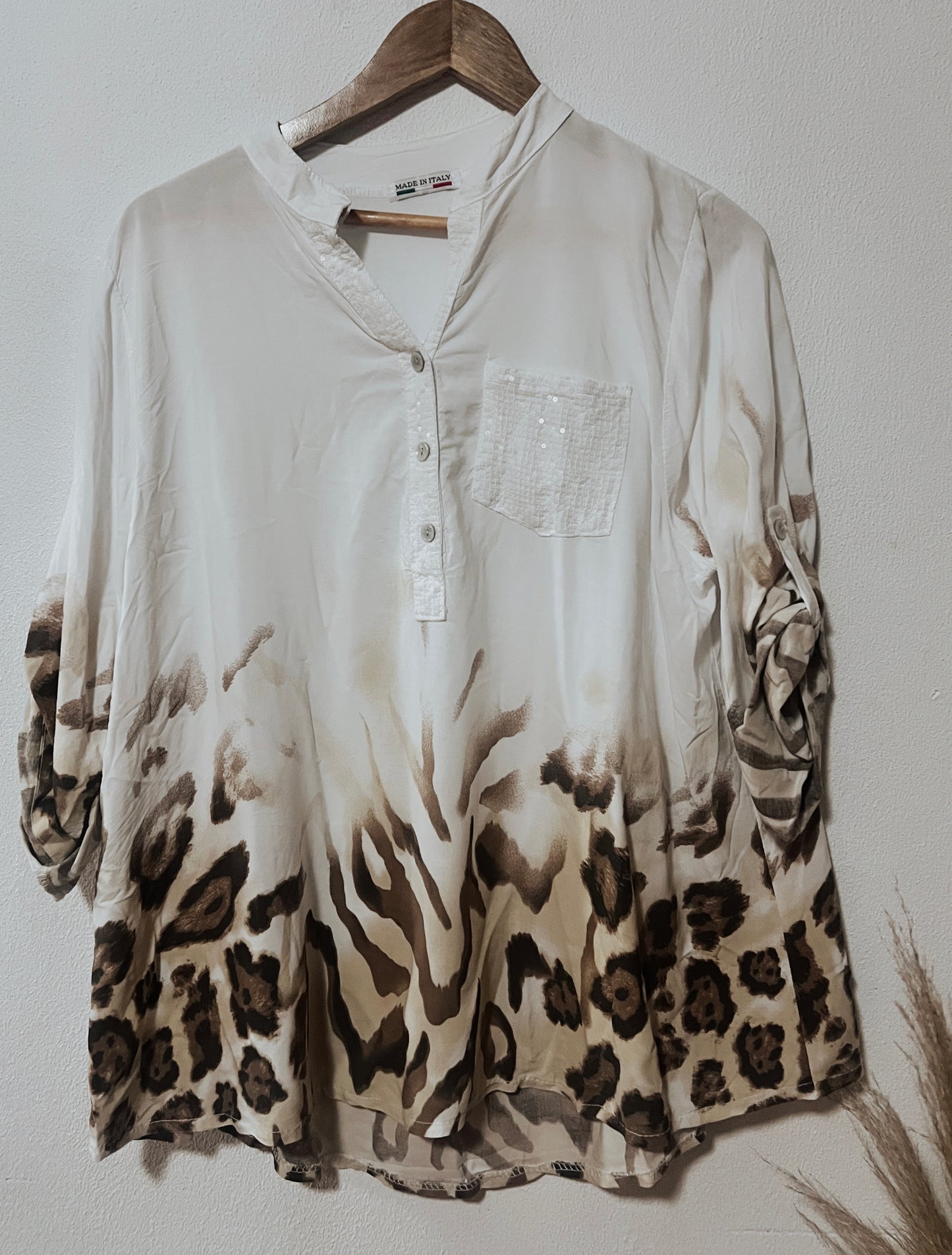 Leopard Glitter Pocket top