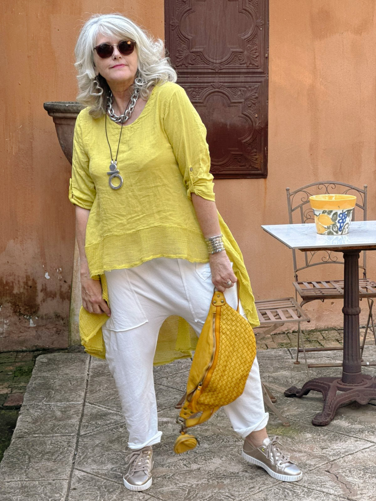 Anya Top