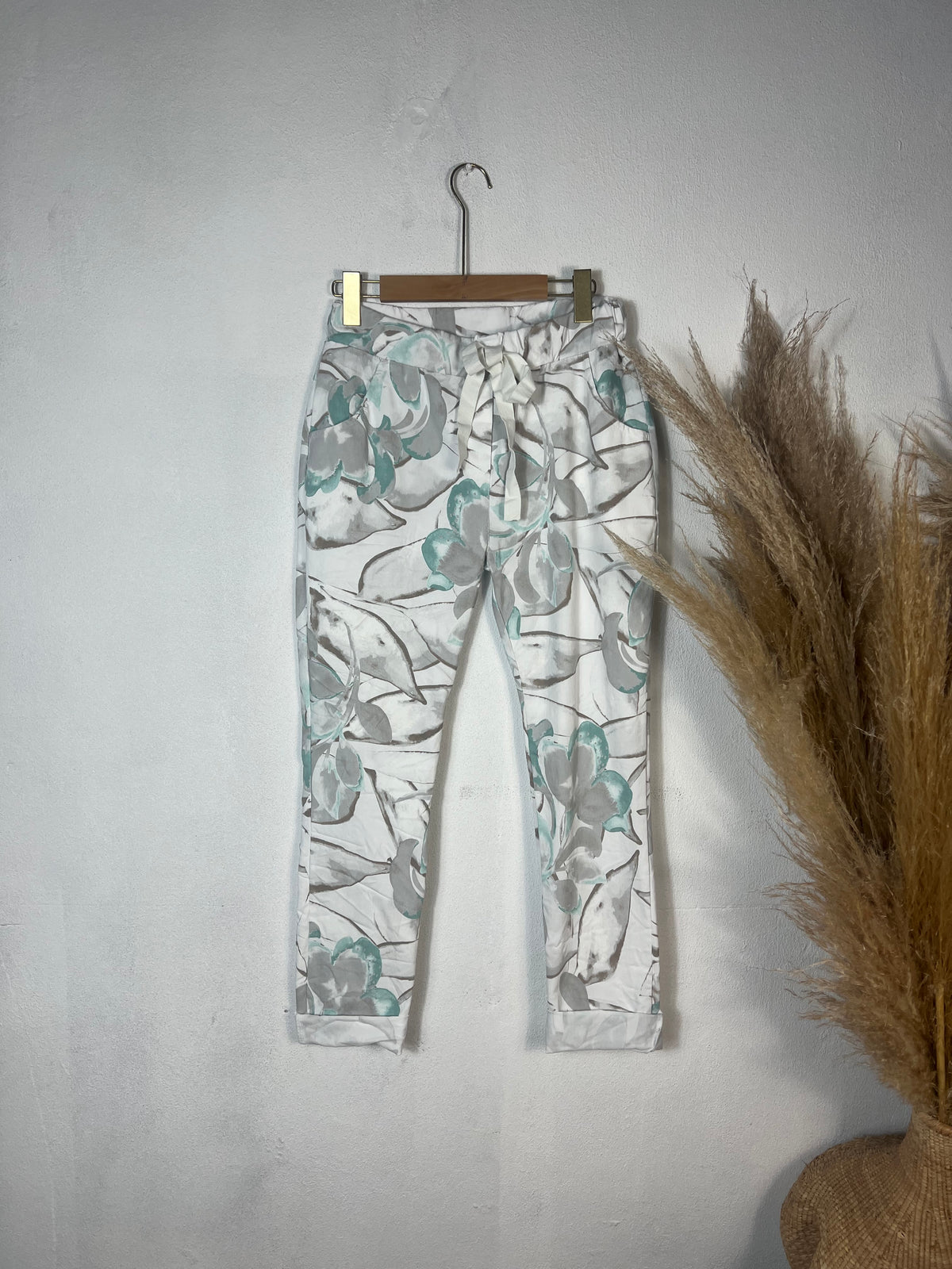 Loretta Magic Pants White