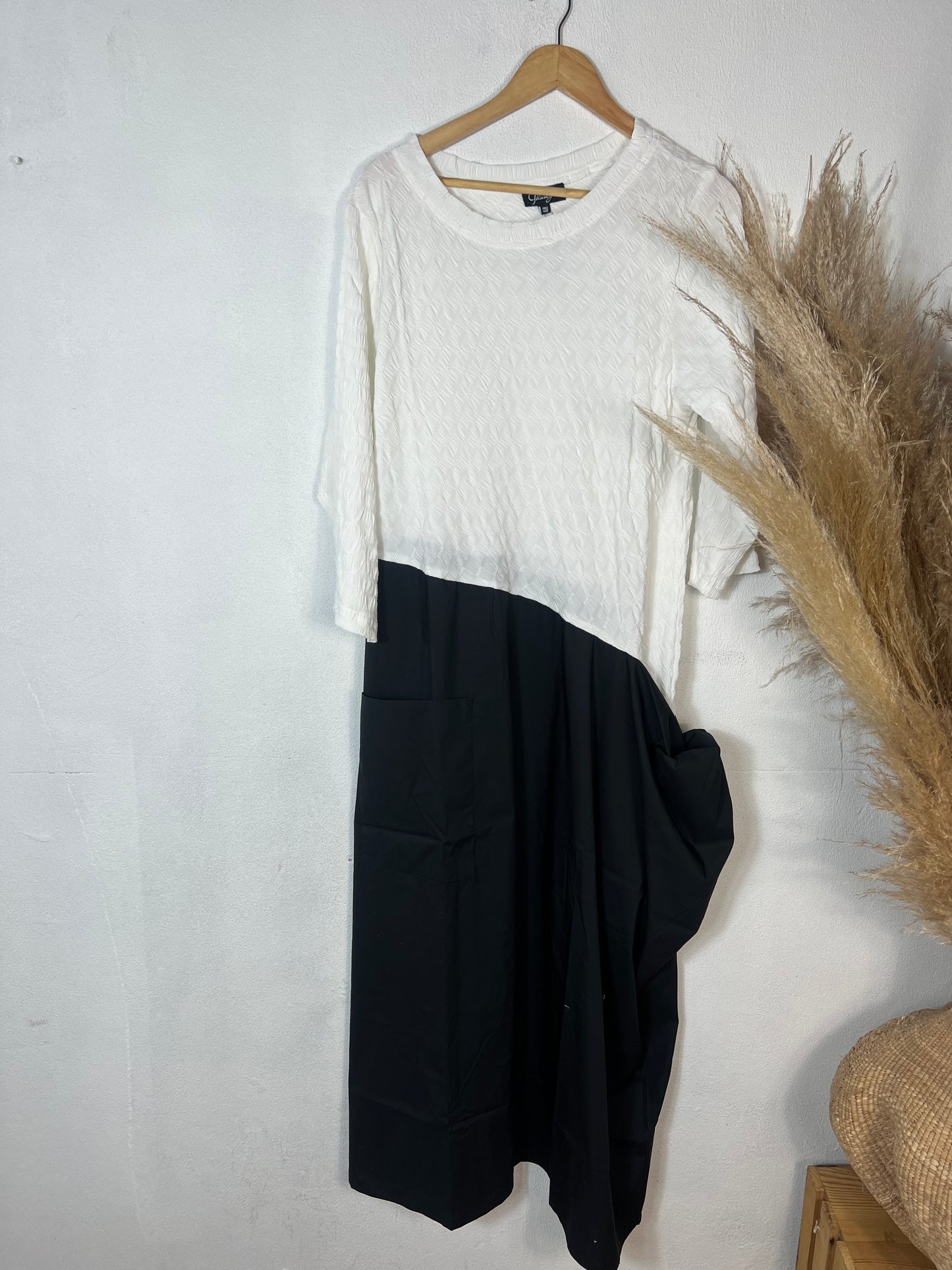 Pari Dress Exclusive