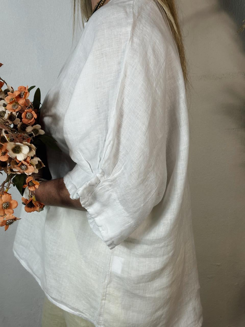 Della Linen Top White