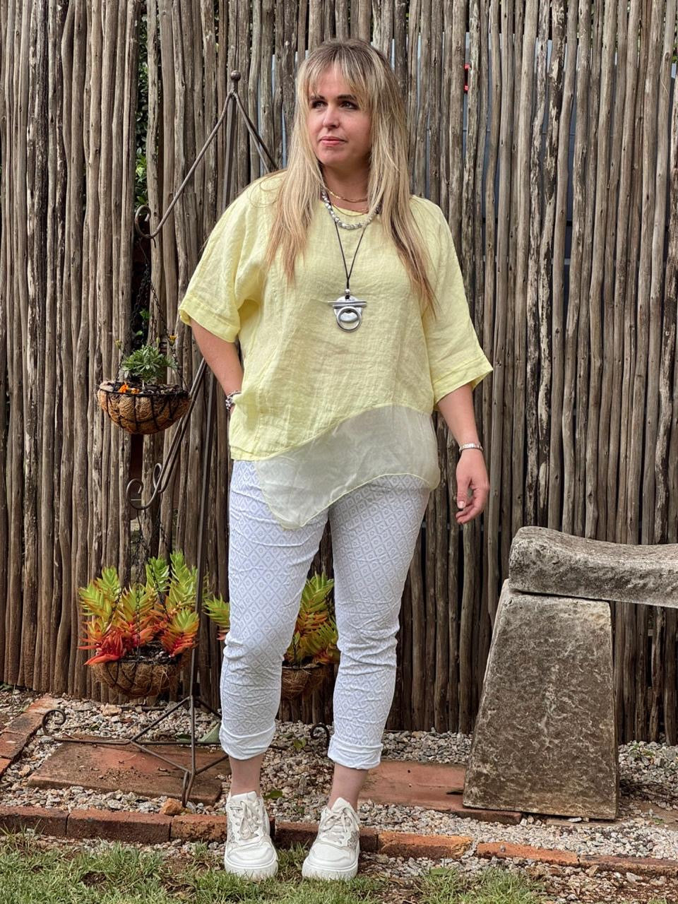 Maggie Top