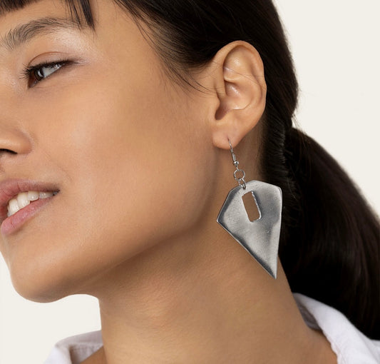 Triangle ear