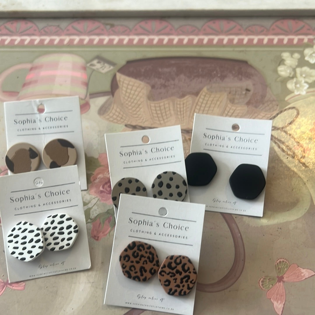 Assorted stud earrings