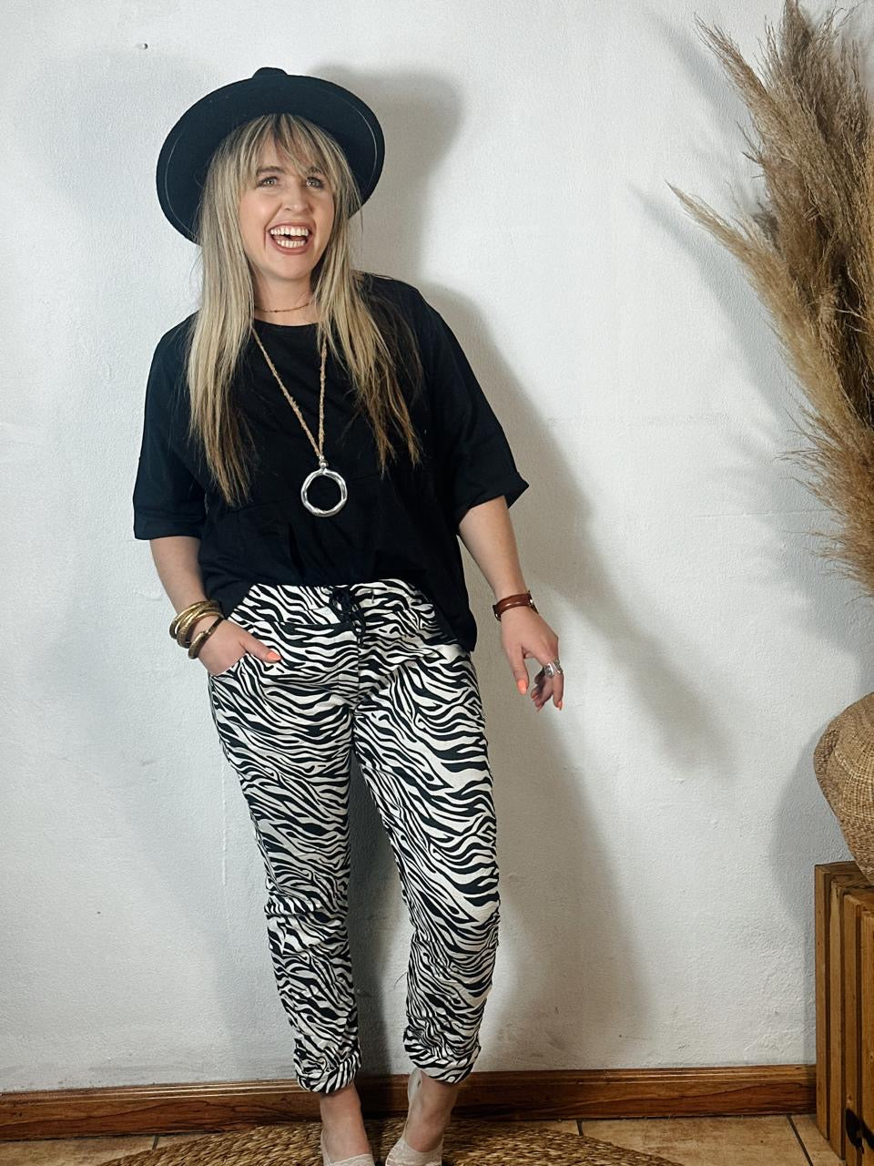 Yutika Top Black