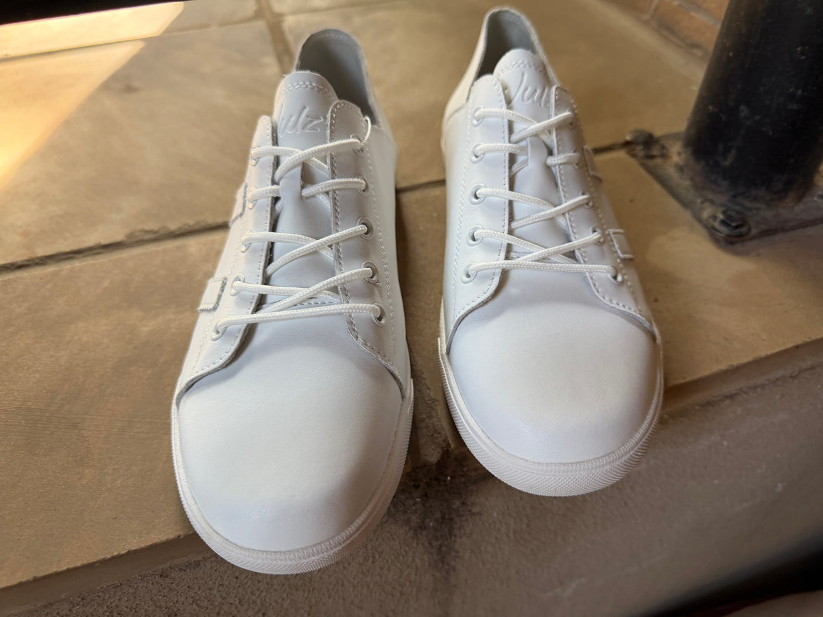 Vicki white stripe julz sneaker