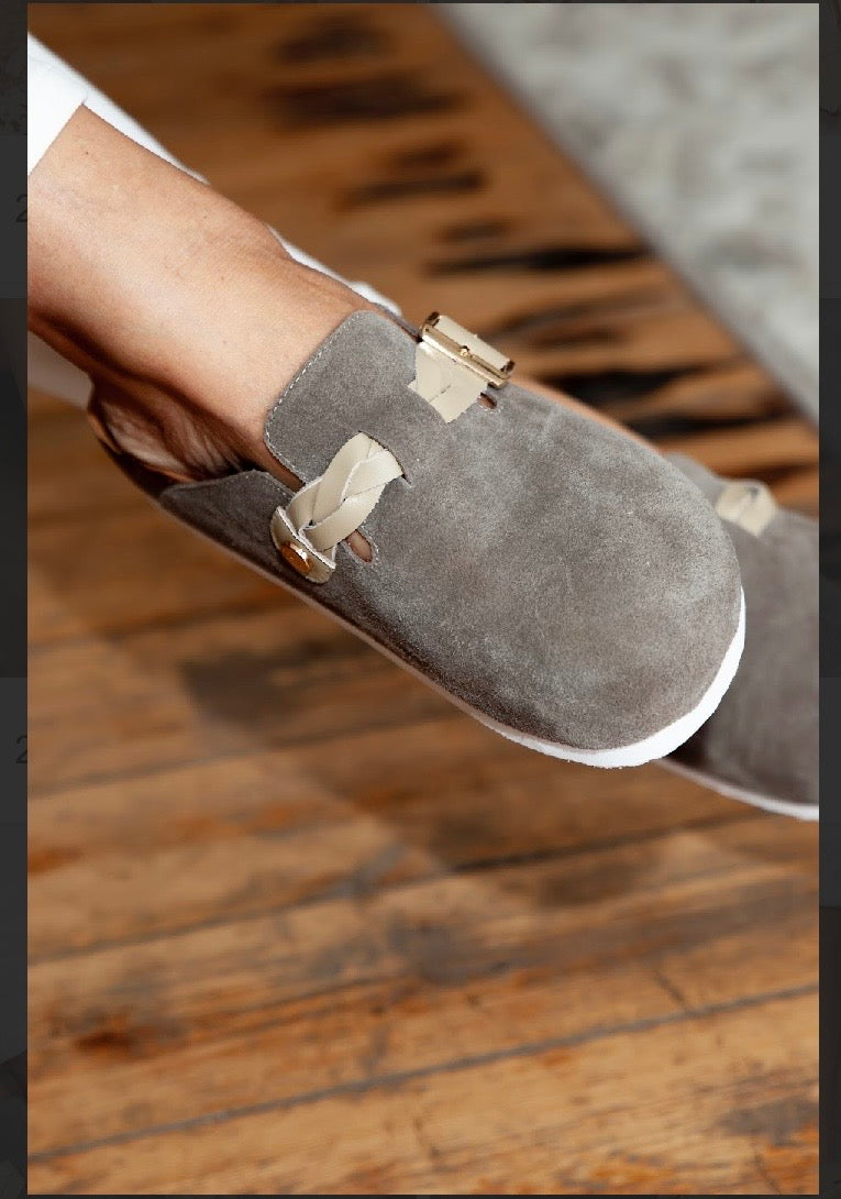 Nahla chestnut julz shoe