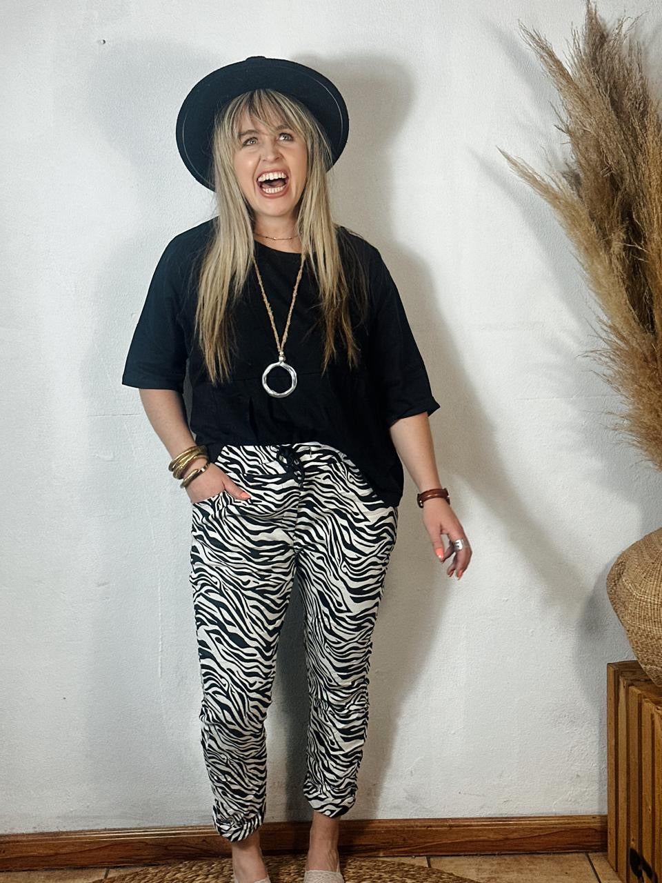Yutika Top Black