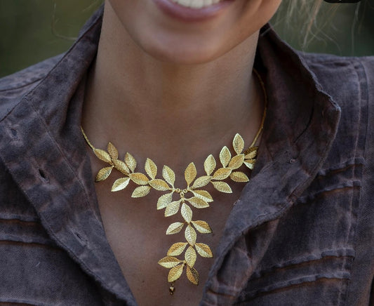 Flower necklace
