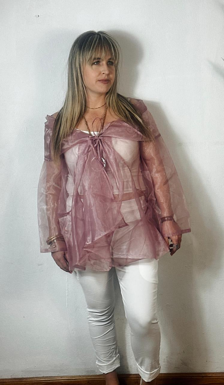 Yuviana Over Pink