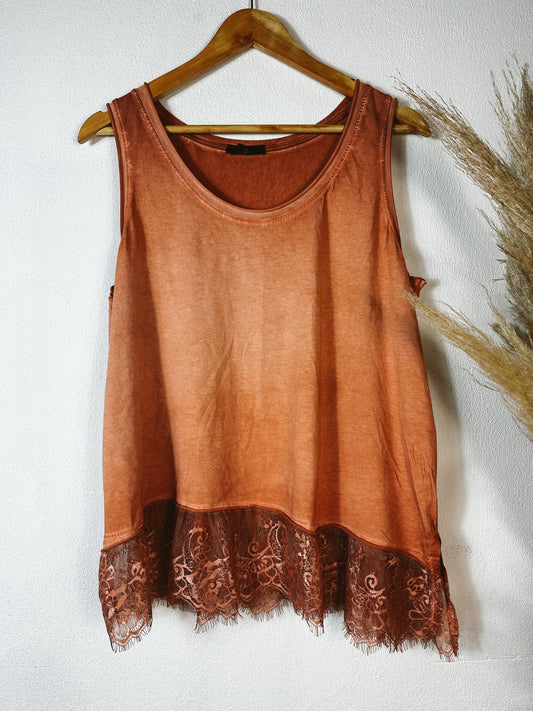 Olivia Cami Rust