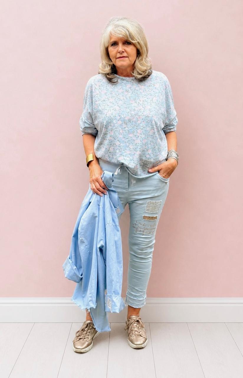 Blossom Top Blue