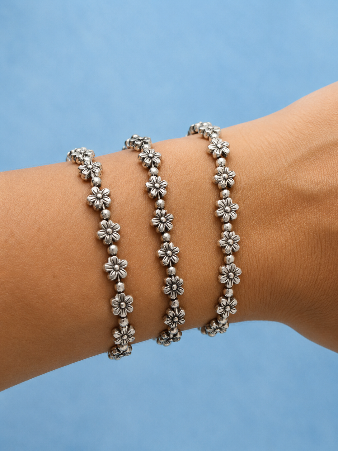 Small daisy bracelet