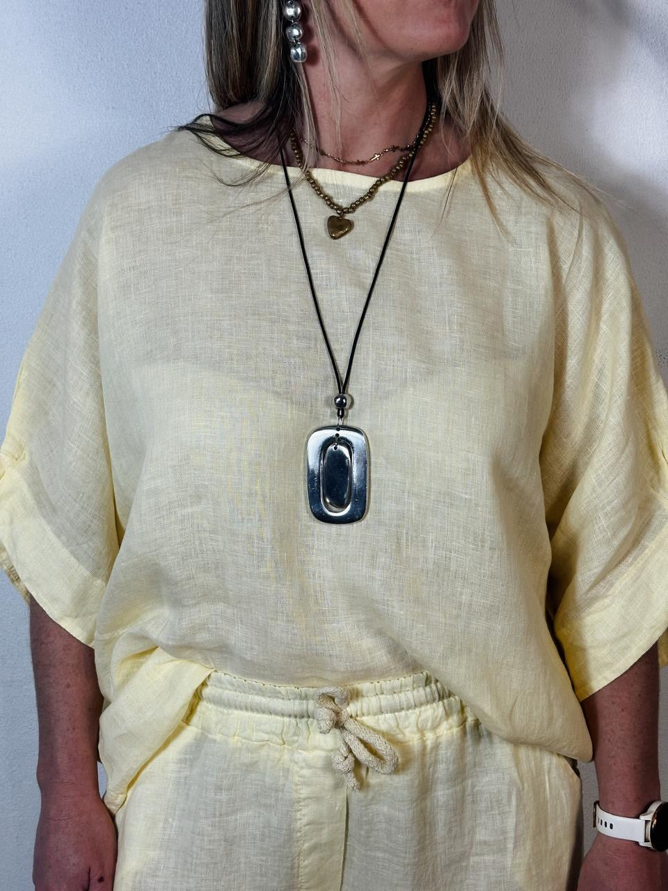 Della Linen Top Yellow