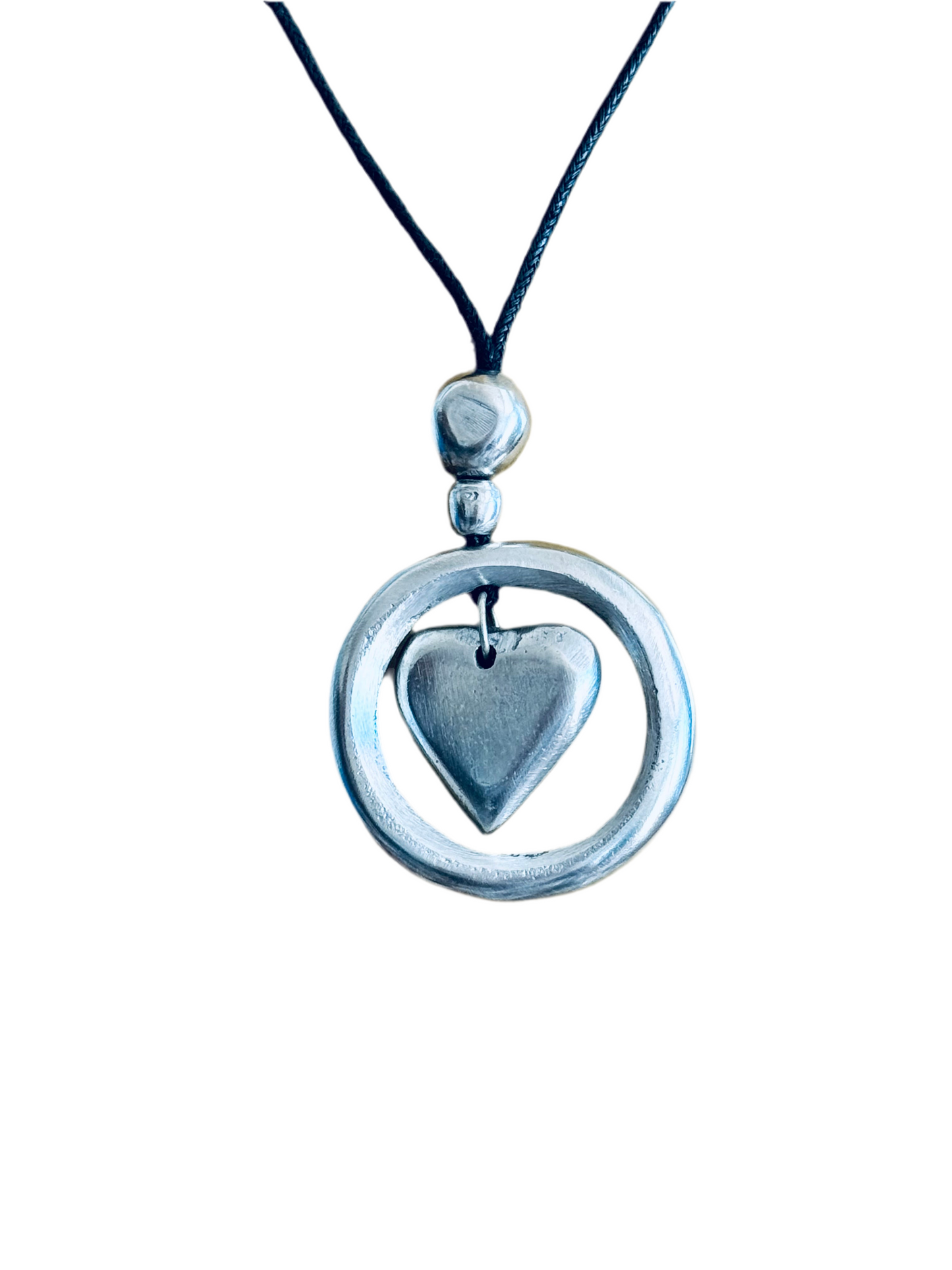 Circled heart pendant