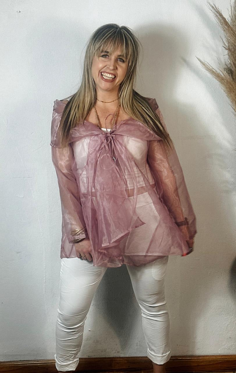 Yuviana Over Pink