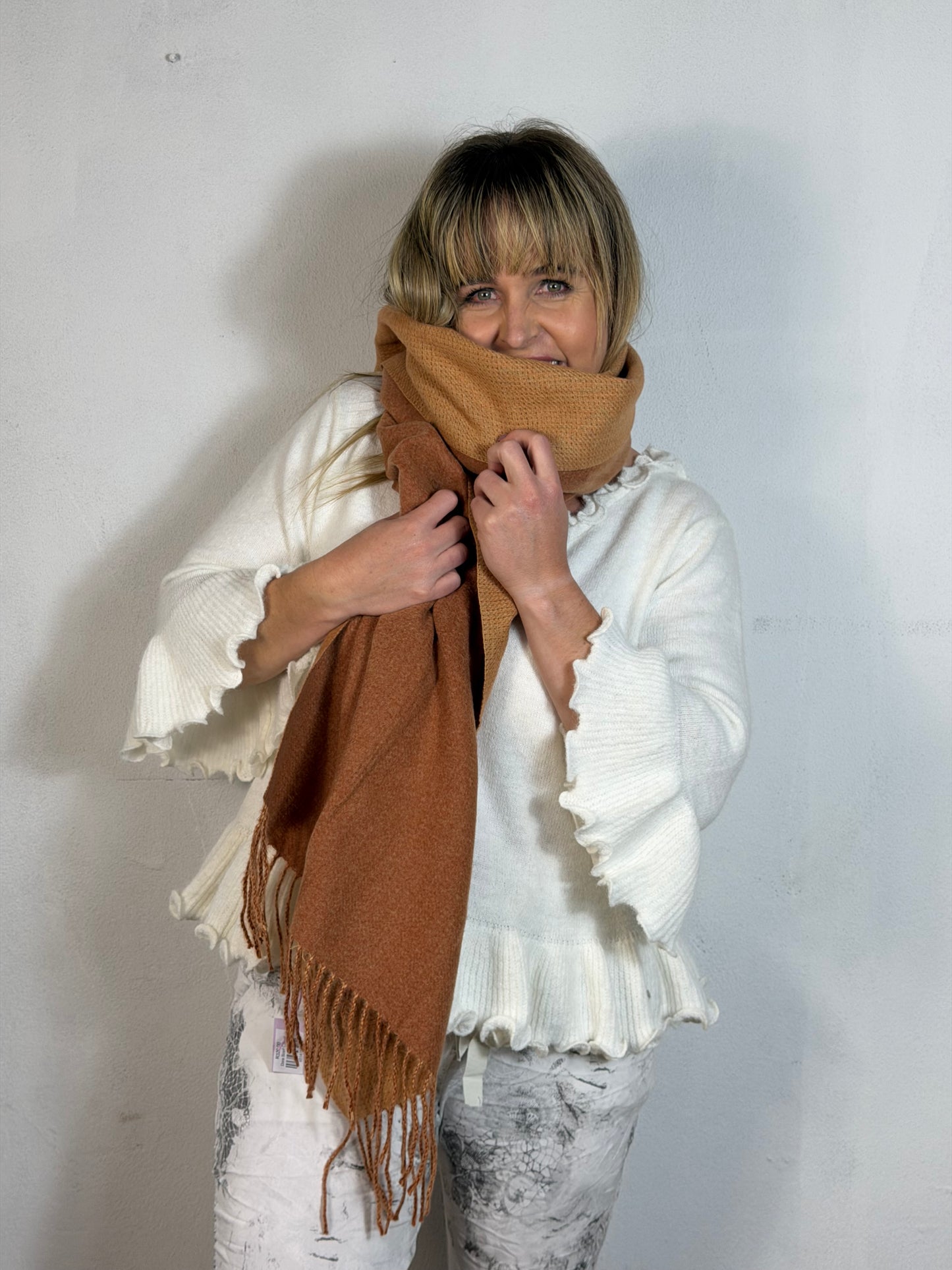 Dora Scarf Camel