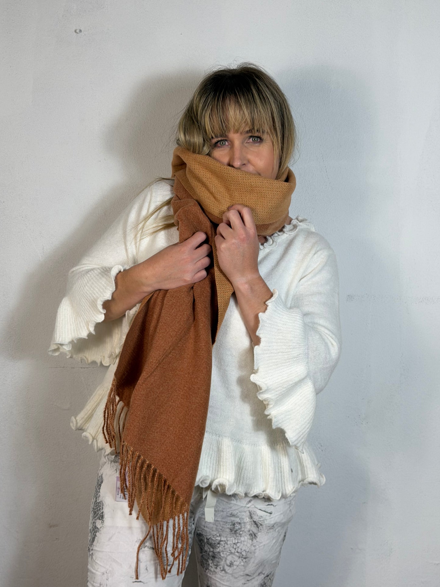 Dora Scarf Camel