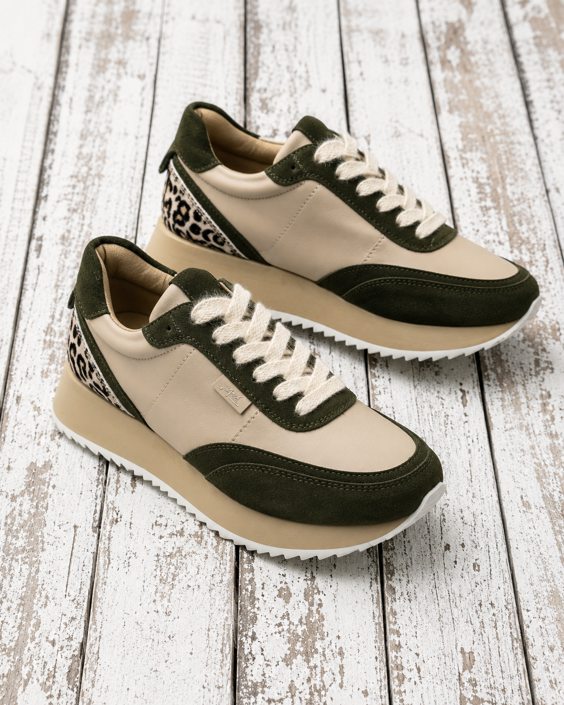 Miles Julz  Beige