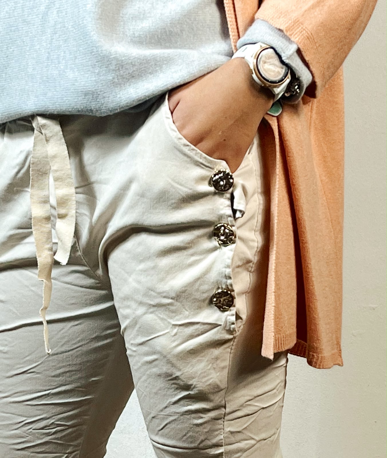 Evie Magic Pants Beige