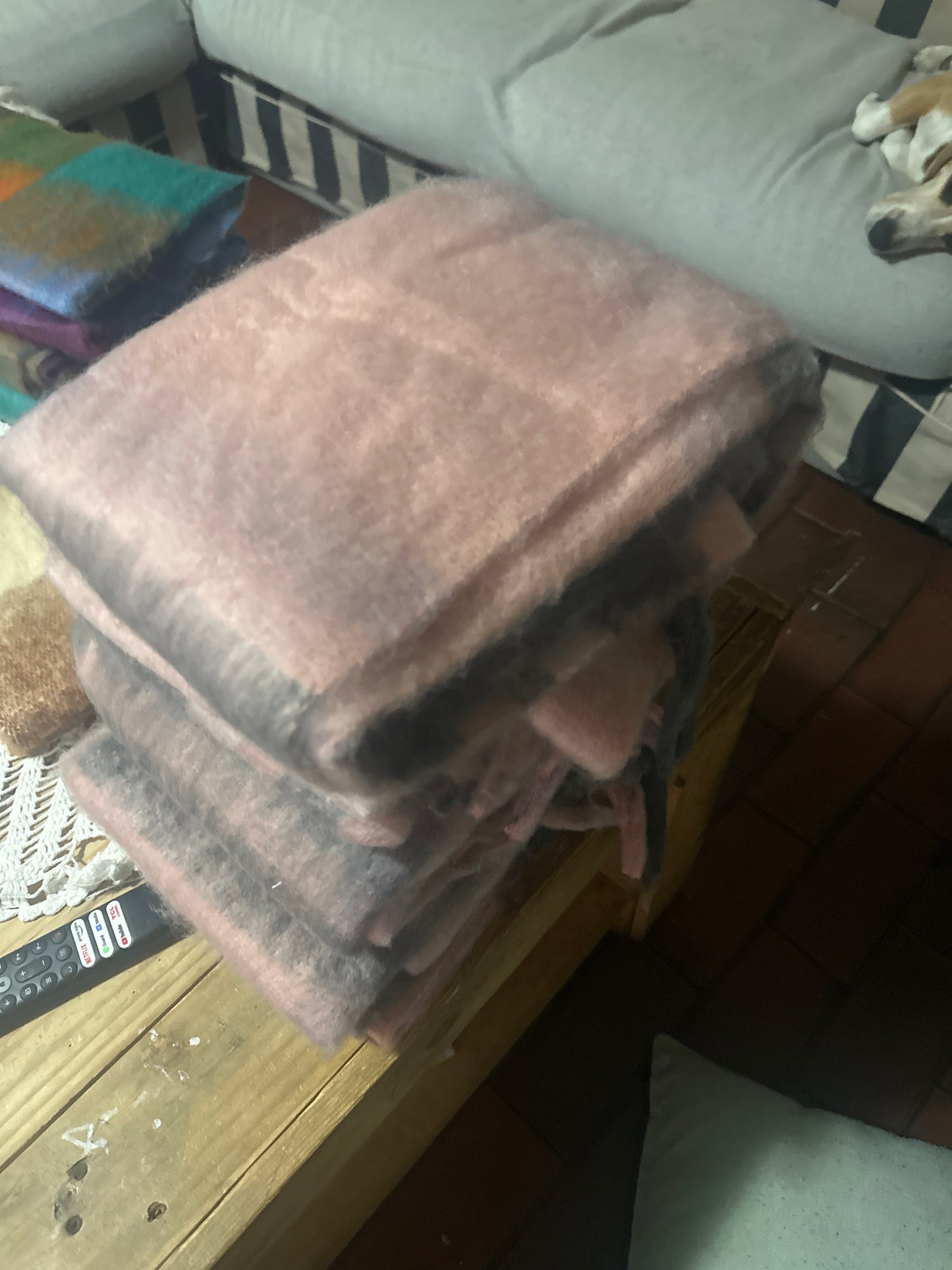 Pinky Scarf