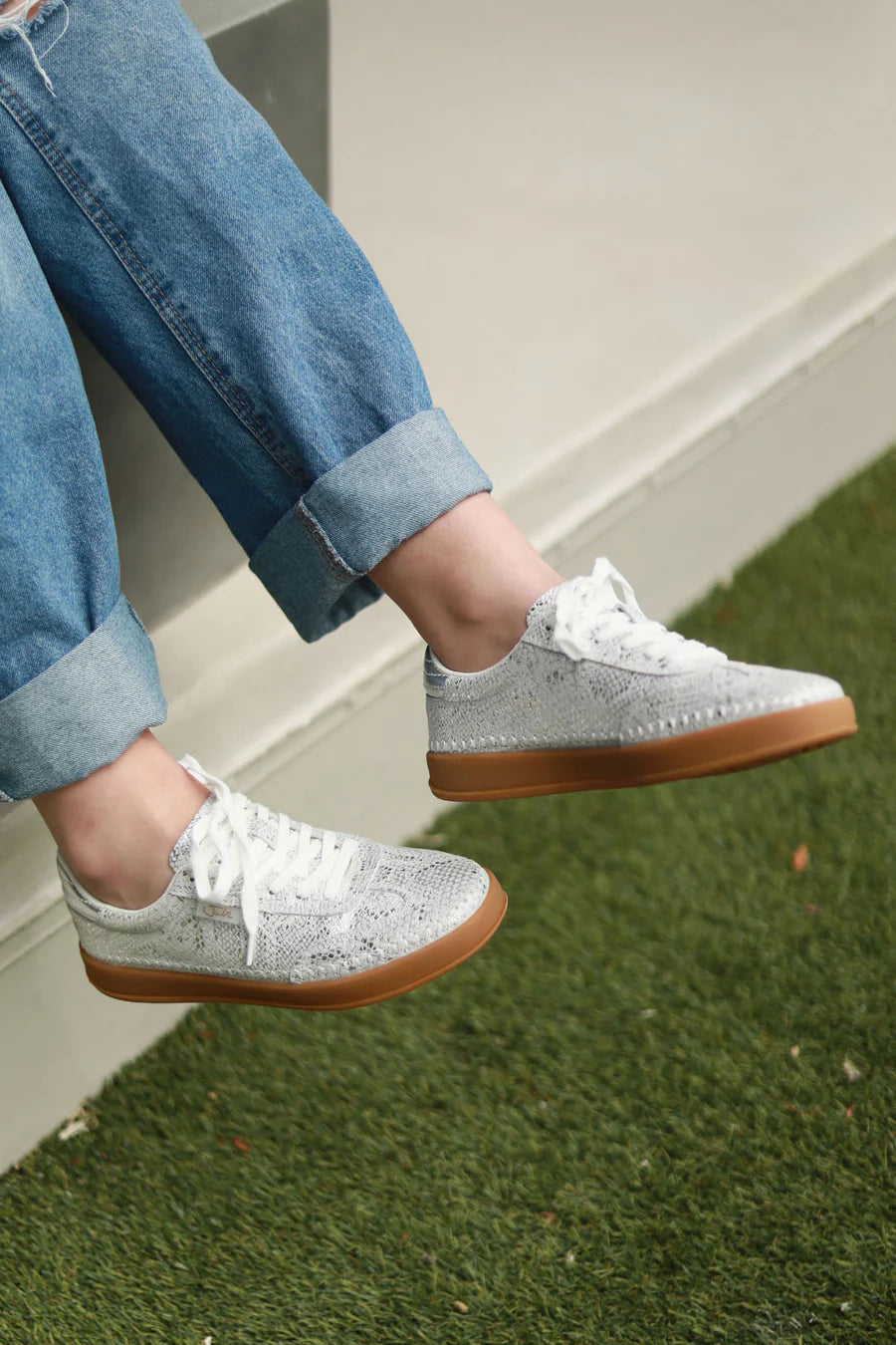 Wendy julz silver sneaker