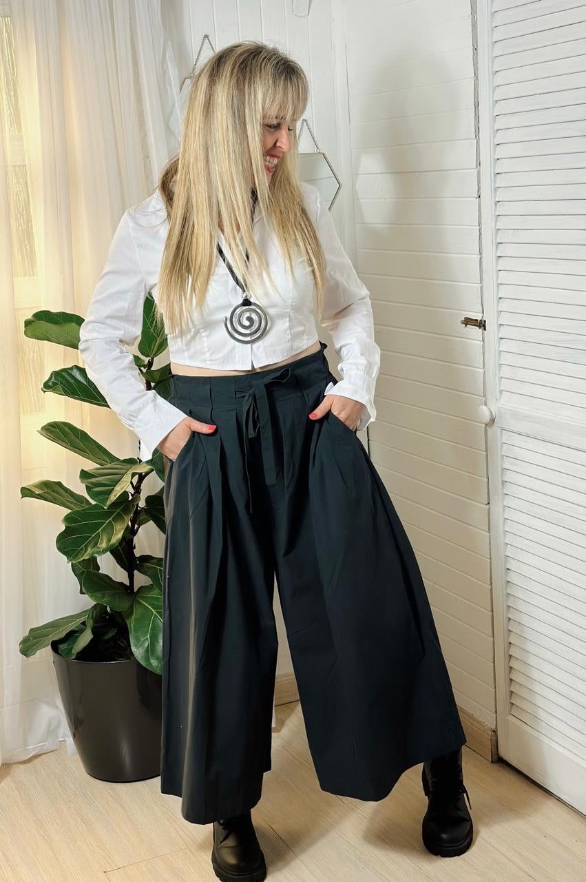 Faedra exclusive pants