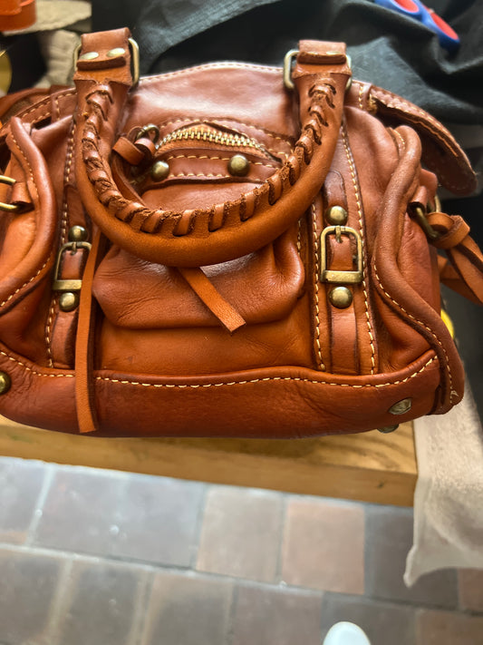 Lola leather bag