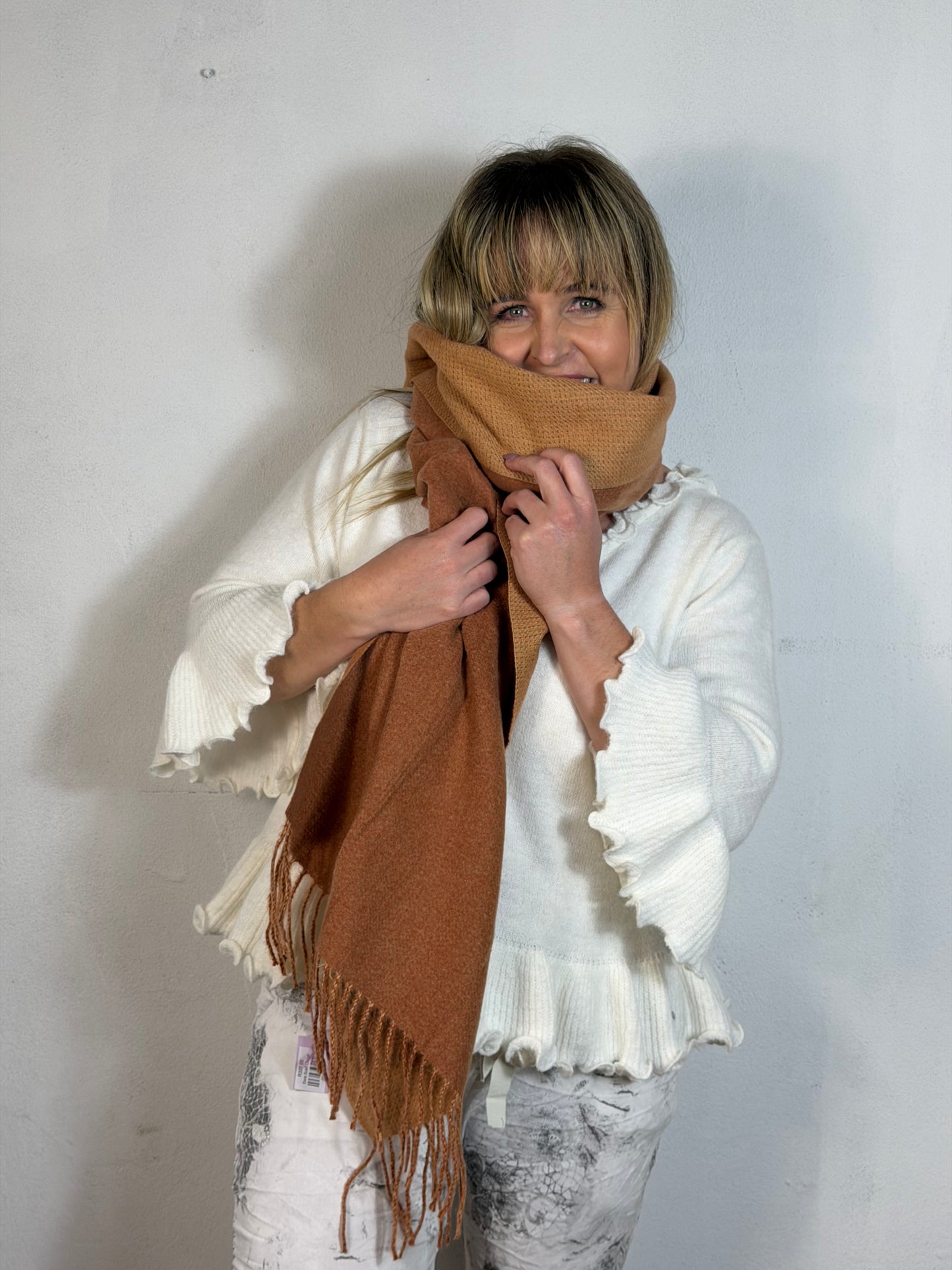 Dora Scarf Camel