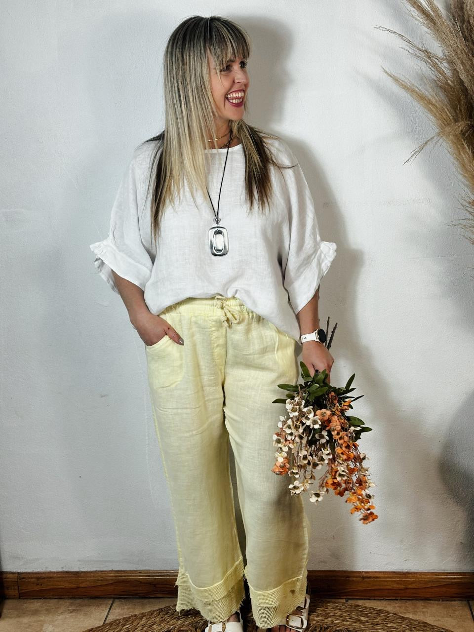 Della Linen Top White