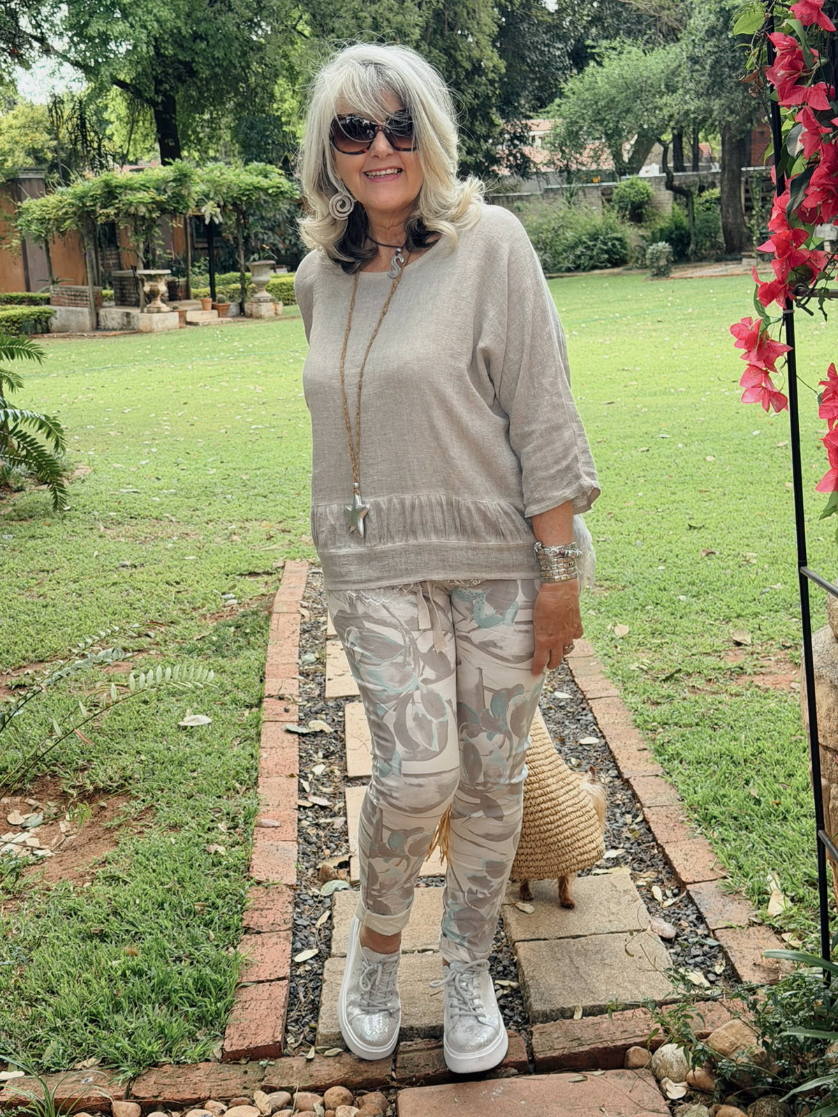 Agnes Top Stone