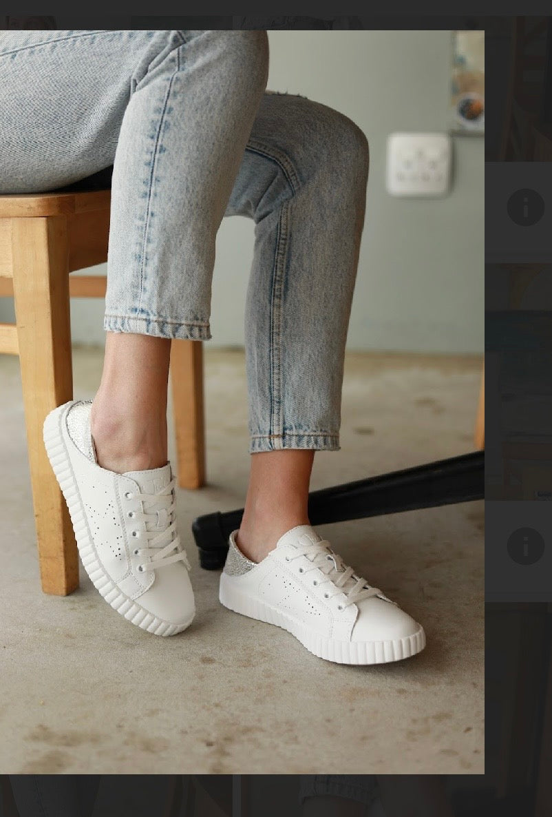 Valentina white julz shoe