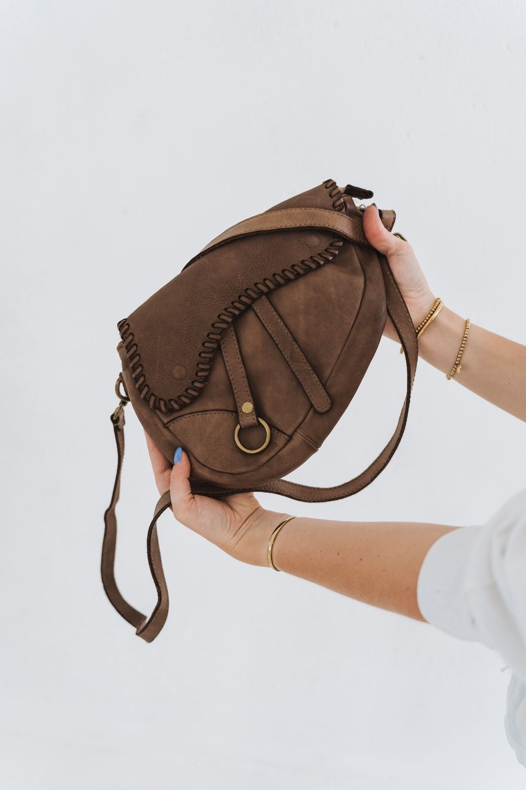 Thando leather bag
