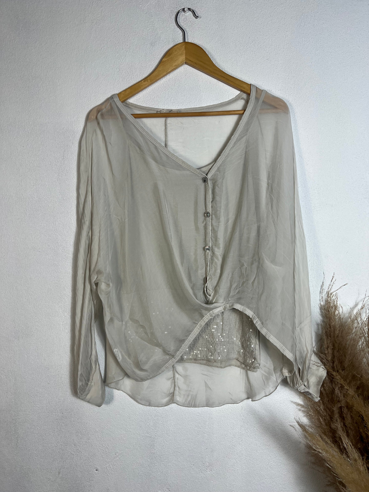 Karen Silk Top Beige